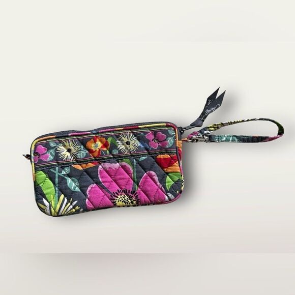 Vera Bradley wallet - Picture 1 of 3